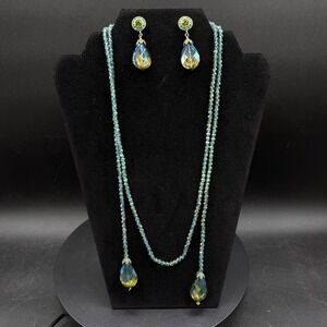 Heidi Daus "Lux Be A Lady" Beaded Aqua Tone Crystal Lariat Necklace & Earrings